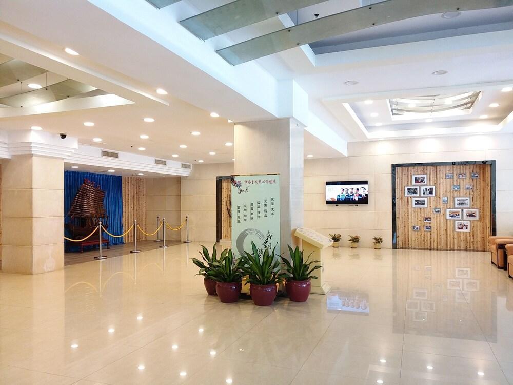 Jiang Yue Hotel Guangzhou Exterior photo